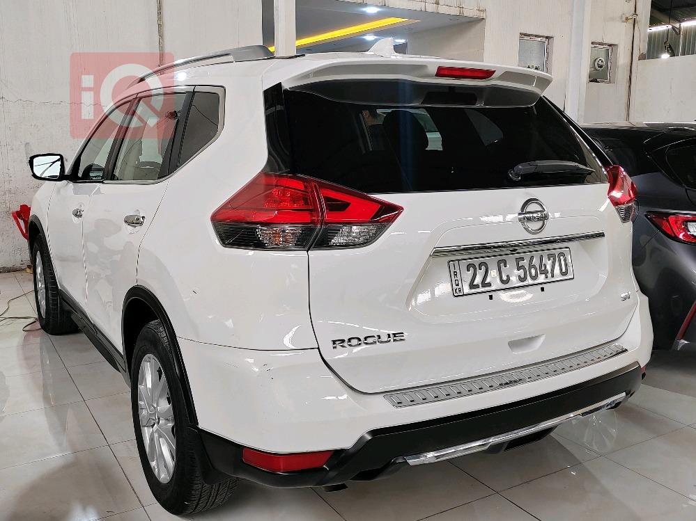 Nissan Rogue